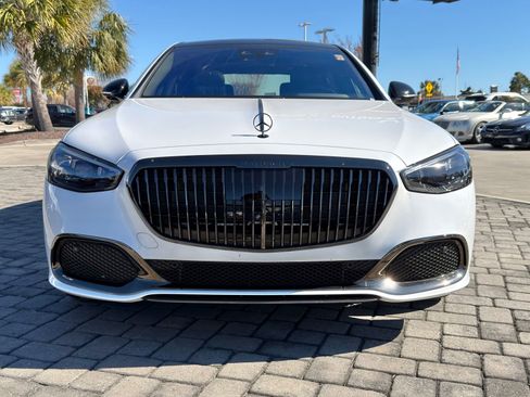 Certified 2024 Mercedes-Benz Maybach S 580 4MATIC image 6
