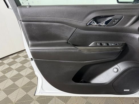 Used 2019 GMC Acadia SLT image 21