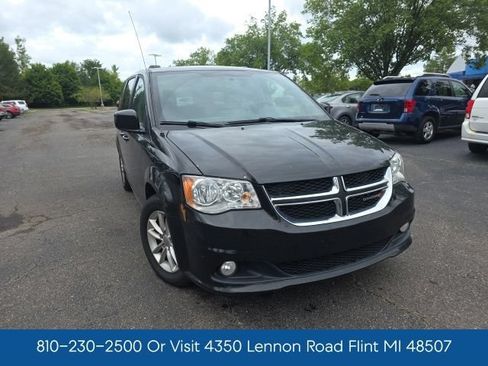 Used 2018 Dodge Grand Caravan SXT FWD image 1