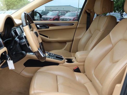 Used 2015 Porsche Macan S AWD/4WD image 13