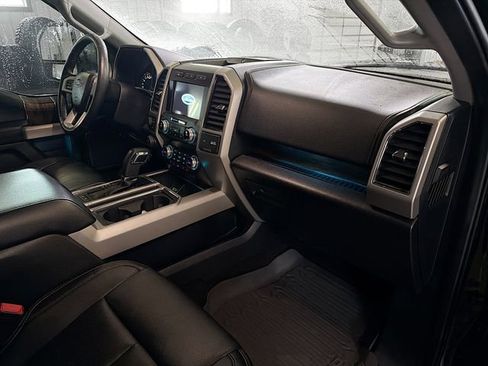 Used 2019 Ford F150 Lariat w/ Equipment Group 502A Luxury image 12
