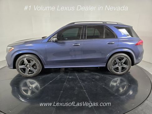 Used 2024 Mercedes-Benz GLE 350 4MATIC image 3