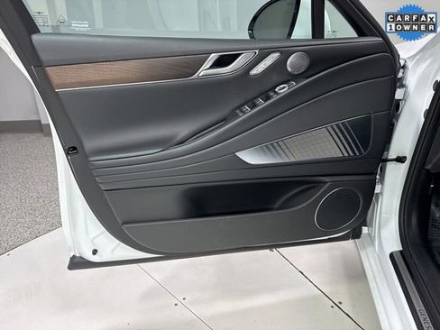 Used 2024 Genesis G80 image 8