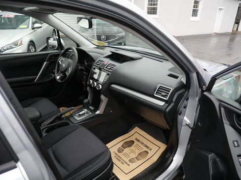 Used 2017 Subaru Forester 2.5i Premium w/ All-Weather Package image 26