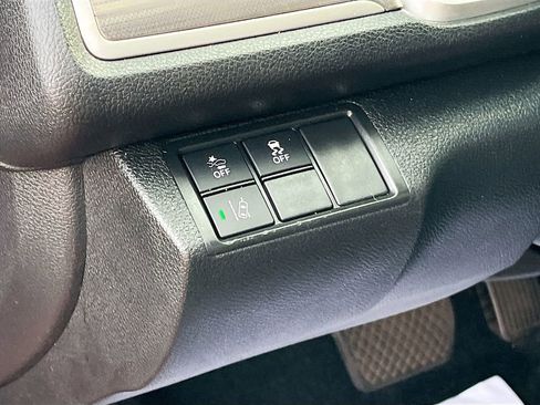 Used 2020 Honda Civic EX image 10