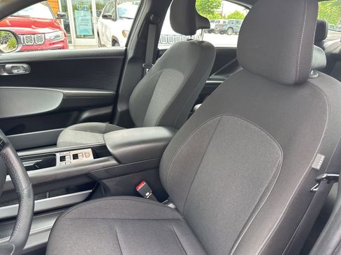 Used 2024 Hyundai Ioniq 6 SE AWD/4WD image 25