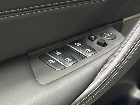 Used 2023 BMW 530e w/ M Sport Package RWD image 15