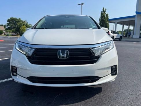 Certified 2022 Honda Odyssey Elite image 3