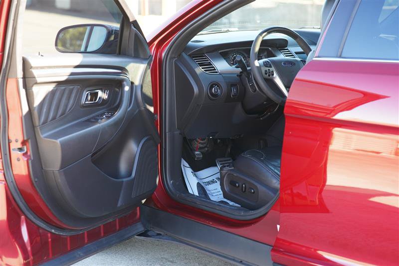 Used 2013 Ford Taurus SHO AWD/4WD image 45