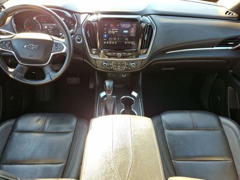 Used 2023 Chevrolet Traverse RS AWD/4WD image 27