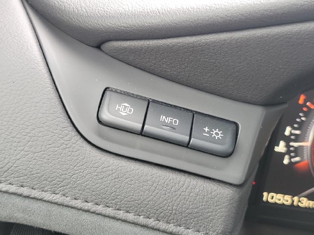 Used 2015 Cadillac Escalade Luxury AWD/4WD image 10