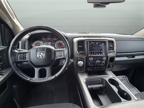 Used 2018 RAM 1500 Sport image 11