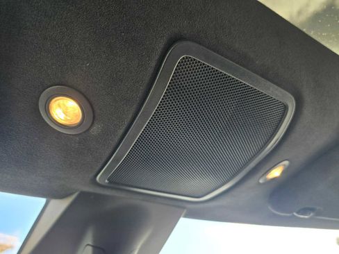 Used 2019 Tesla Model S Standard Range image 34