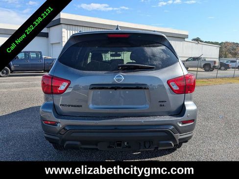 Used 2019 Nissan Pathfinder SL image 5