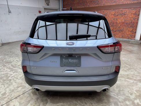 Certified 2022 Ford Escape SE w/ Cold Weather Package image 4