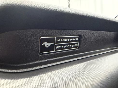 Used 2020 Ford Mustang Premium w/ Equipment Group 201A RWD image 31