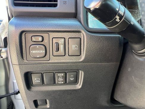 Used 2022 Toyota 4Runner Limited image 21