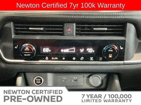 Used 2023 Nissan Rogue SV w/ SV Premium B Package AWD/4WD image 10