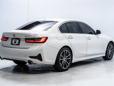 Used 2020 BMW 330i xDrive Sedan w/ Convenience Package image 7
