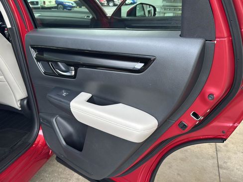 Used 2024 Honda CR-V EX-L image 13