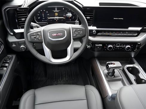 New 2026 GMC Sierra 1500 SLT image 24