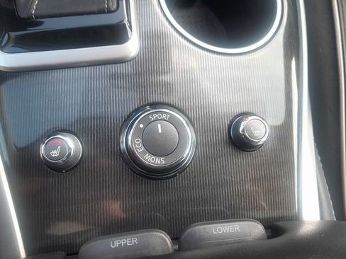 Used 2019 INFINITI QX60 Luxe w/ Essential Package image 12