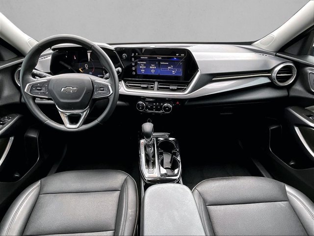 Used 2024 Chevrolet Trax ACTIV w/ Driver Confidence Package FWD image 16