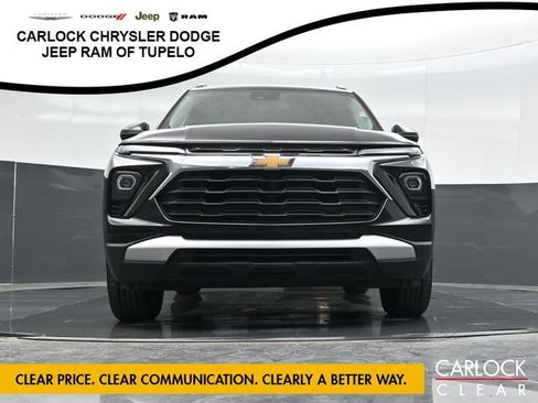 Used 2025 Chevrolet TrailBlazer LT AWD/4WD image 43