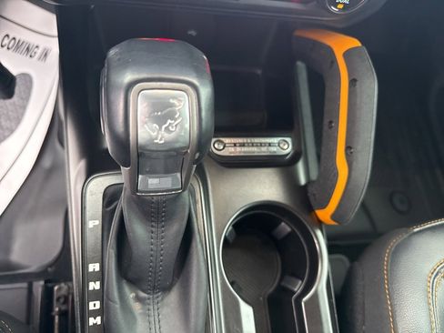 Used 2023 Ford Bronco Badlands w/ Sasquatch Package image 19