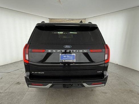 Used 2025 Ford Expedition Max Platinum AWD/4WD image 4