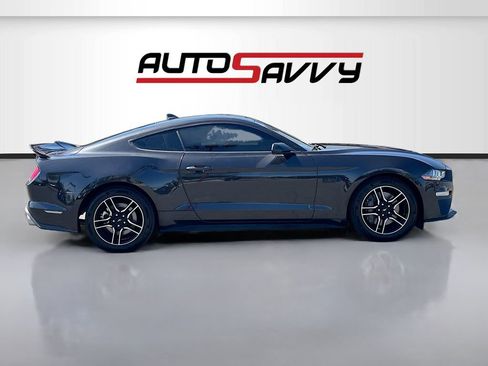 Used 2023 Ford Mustang GT RWD image 8