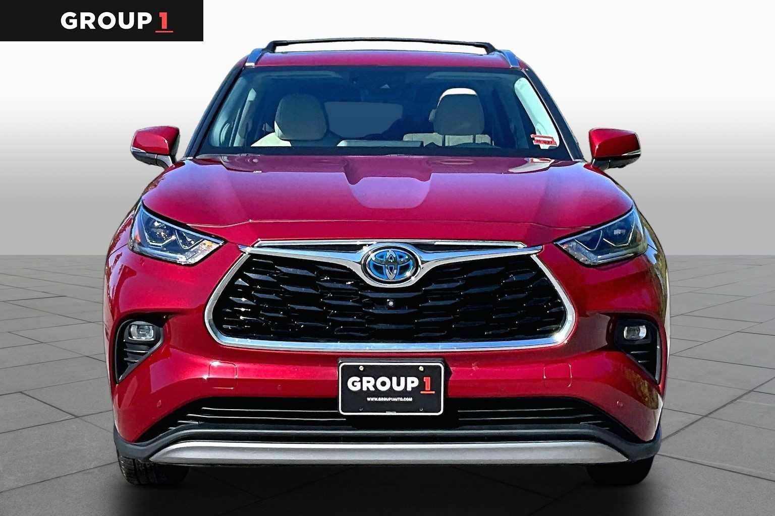 Used 2023 Toyota Highlander Platinum AWD/4WD image 4