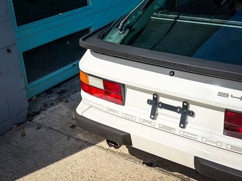 Used 1989 Porsche 944 S2 image 14