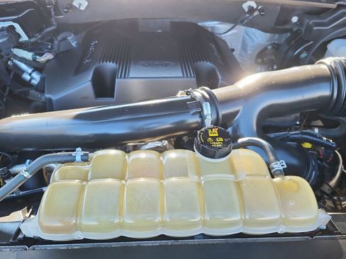 Used 2020 Ford F150 XLT w/ Equipment Group 302A Luxury image 17