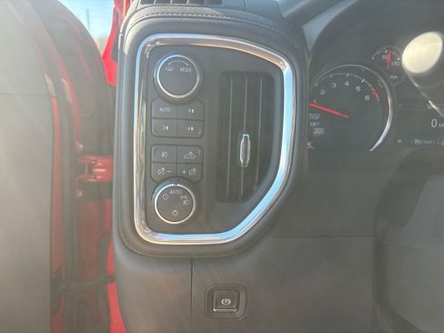 Used 2020 Chevrolet Silverado 1500 LT Trail Boss w/ Convenience Package image 19