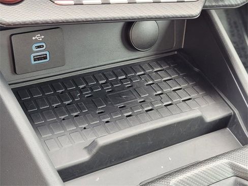 Used 2024 Ford Mustang GT Premium image 18