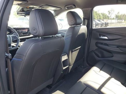 New 2026 Buick Envista Sport Touring w/ Convenience I Package FWD image 9