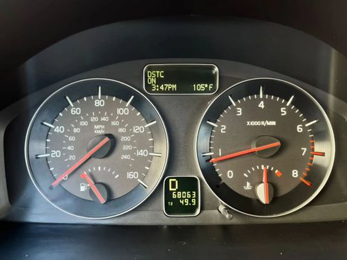 Used 2011 Volvo C30 T5 w/ Preferred Pkg FWD image 27