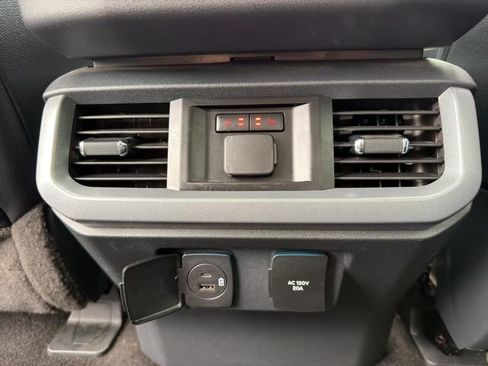 Used 2023 Ford F150 Lightning Lariat w/ Equipment Group 511A High image 23