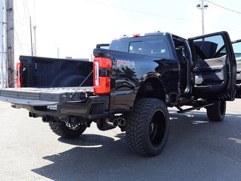 Used 2024 Ford F350 Platinum AWD/4WD image 39
