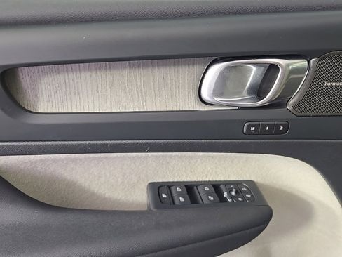 Certified 2023 Volvo XC40 B5 Plus w/ Driver Assist Package image 14