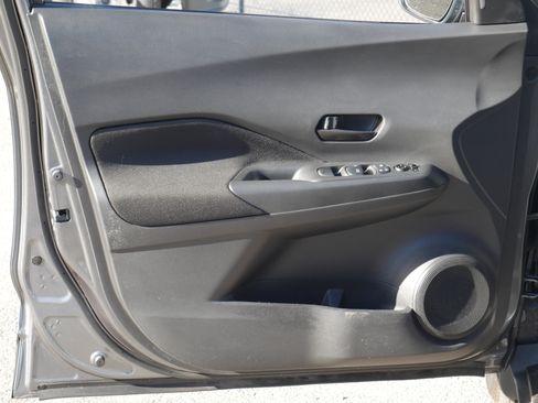 Certified 2024 Nissan Kicks S image 28