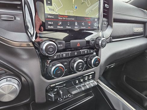 Used 2020 RAM 1500 Sport w/ Level 2 Equipment Goup w/2_L image 25