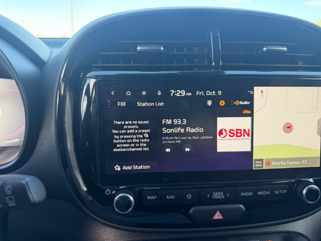 Used 2023 Kia Soul S FWD image 11
