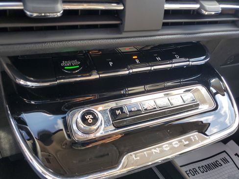 Certified 2023 Lincoln Corsair FWD w/ Equipment Group 101A image 22