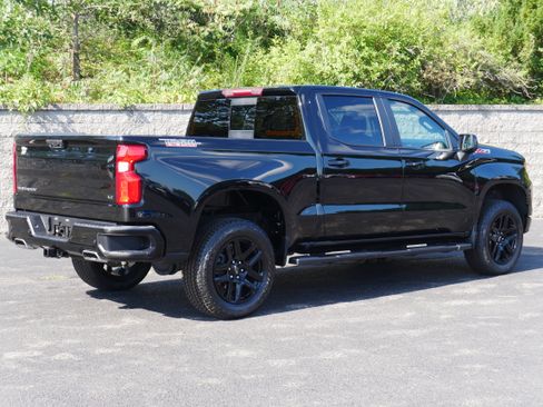 Certified 2024 Chevrolet Silverado 1500 LT Trail Boss w/ Convenience Package II AWD/4WD image 8