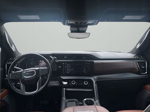 Used 2024 GMC Sierra 2500 Denali Ultimate image 21