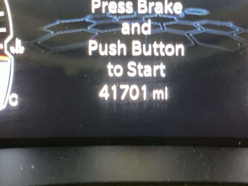 Used 2024 Jeep Compass Latitude image 17