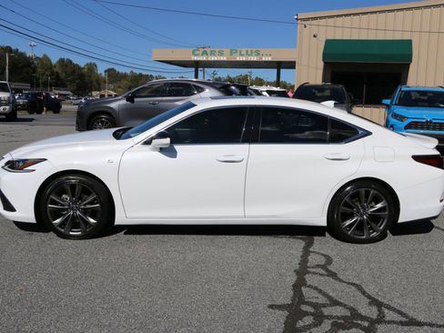 Used 2021 Lexus ES 350 F Sport image 2