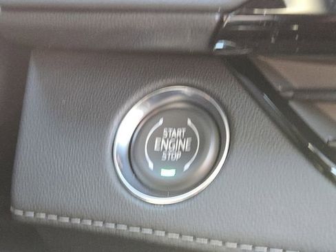 New 2026 Buick Enclave Avenir image 17